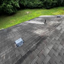 Professional-Roof-Cleaning-in-Harriman-TN 1