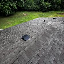 Professional-Roof-Cleaning-in-Harriman-TN 0