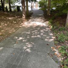 Top-notch-driveway-cleaning-in-Harriman-Tennessee 11