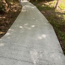 Top-notch-driveway-cleaning-in-Harriman-Tennessee 2